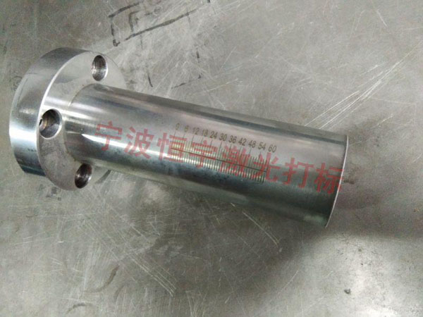 刻度360度旋轉(zhuǎn)激光刻字